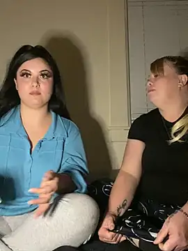 Snapshot of xocrybaby chatting on January 2025 03:29:01 AM xocrybaby online show from January 2025 03:29:01 AM