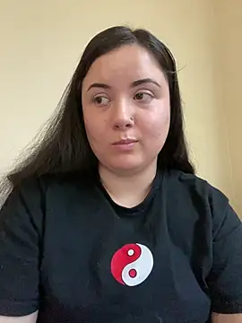 Snapshot of xocrybaby chatting on March 2025 07:59:02 PM xocrybaby online show from March 2025 07:59:02 PM