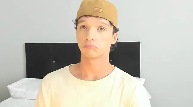 angelcortes online show from February 2025 10:58:01 PM