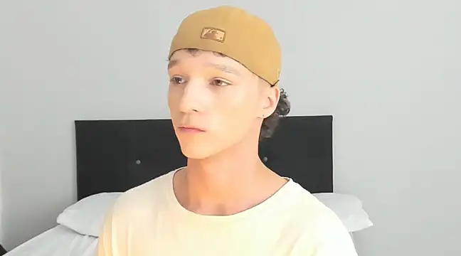 angelcortes online show from March 2025 06:32:01 PM