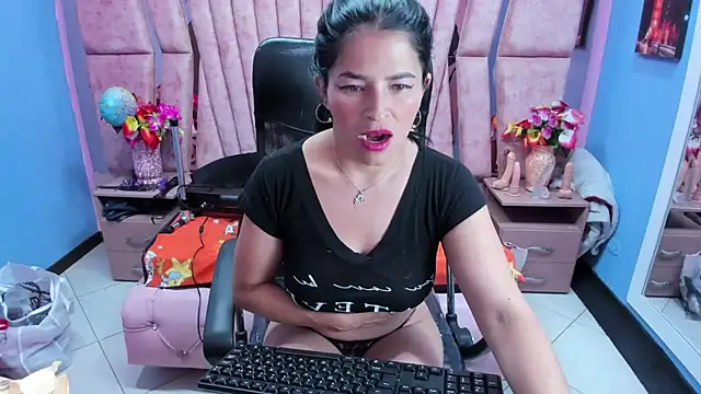 HornySkinny26 online show from October 2025 05:41:02 AM