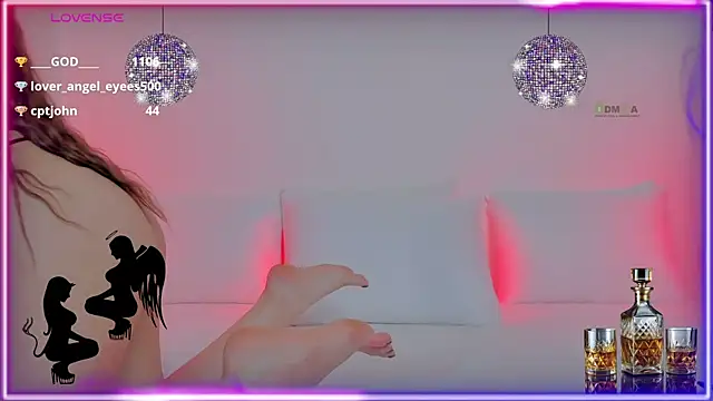 Snapshot of angel_eyees chatting on January 2025 11:58:02 PM angel eyees online show from January 2025 11:58:02 PM