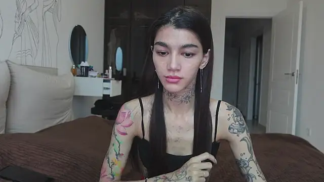 vinkitinkii online show from October 2025 06:57:01 AM