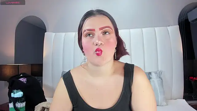 Snapshot of MelanieKlaus chatting on March 2025 04:18:01 AM MelanieKlaus online show from March 2025 04:18:01 AM