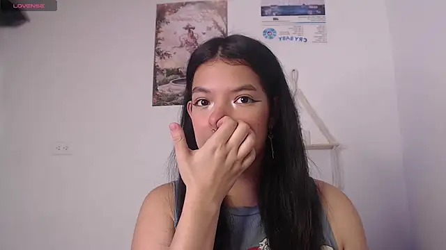 yungelitamor  online show from February 2025 05:13:01 AM