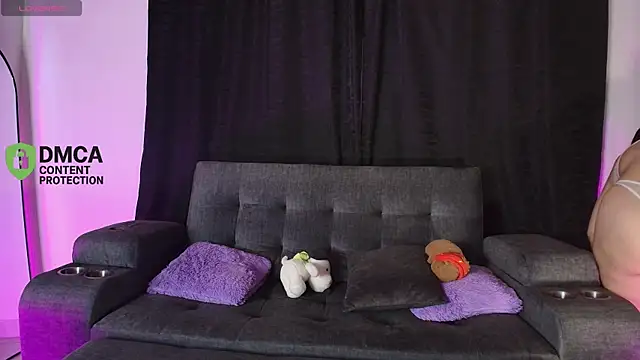 yungelitamor  online show from April 2026 05:41:02 AM