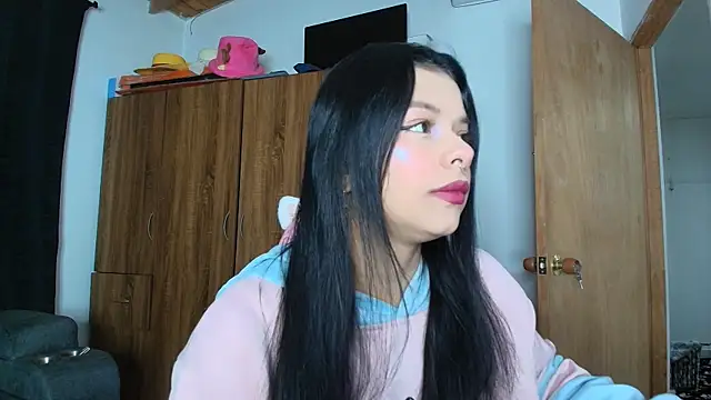 yungelitamor  online show from July 2026 05:25:02 AM