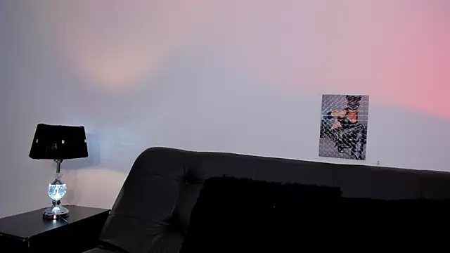 xhenisa  online show from February 2025 11:16:02 PM