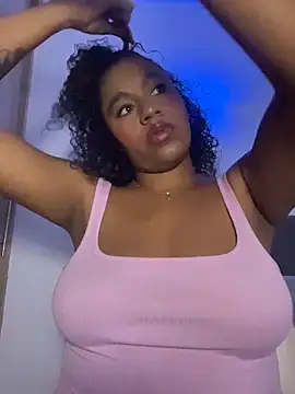Snapshot of charlotteeruss chatting on May 2026 06:09:01 PM charlotteeruss online show from May 2026 06:09:01 PM