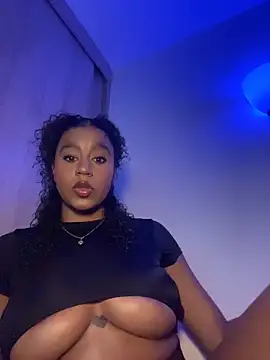charlotteeruss online show from June 2026 11:49:02 AM
