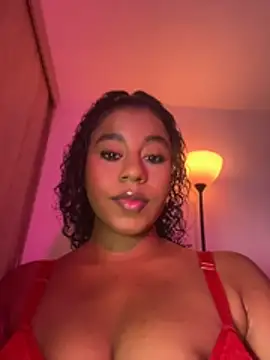 charlotteeruss online show from July 2026 10:47:01 PM