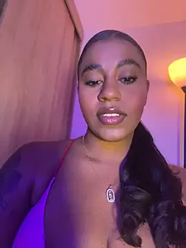 charlotteeruss online show from July 2026 03:38:02 PM