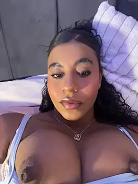 charlotteeruss online show from July 2026 06:26:01 PM