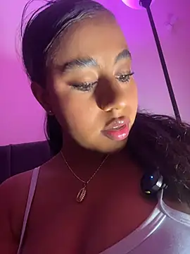 charlotteeruss online show from August 2026 02:33:02 AM