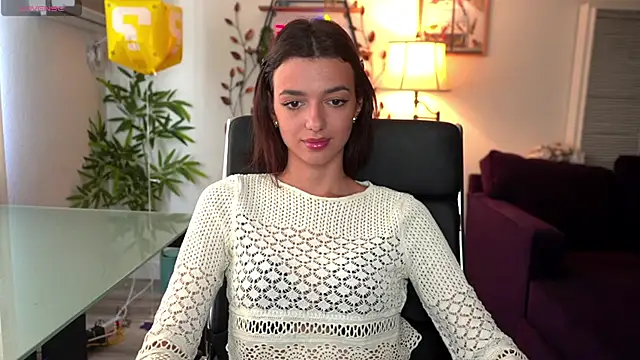 olivia jeas online show from May 2026 09:42:01 PM