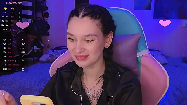 Snapshot of Amanda_Tender chatting on January 2025 09:03:01 PM Amanda Tender online show from January 2025 09:03:01 PM