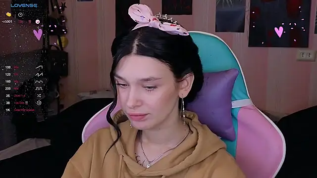 Snapshot of Amanda_Tender chatting on January 2025 08:17:02 PM Amanda Tender online show from January 2025 08:17:02 PM