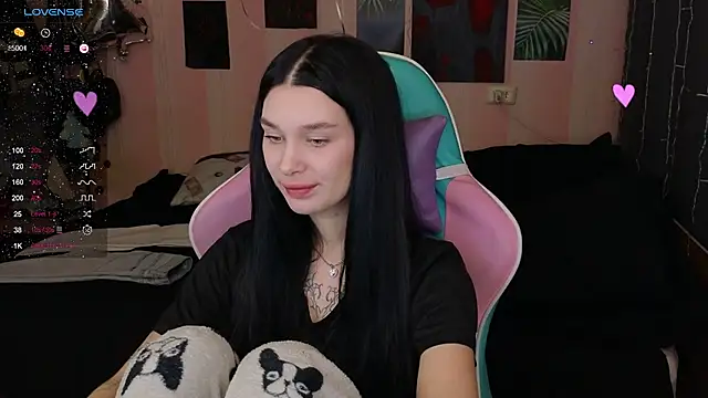 Snapshot of Amanda_Tender chatting on February 2025 09:10:01 PM Amanda Tender online show from February 2025 09:10:01 PM