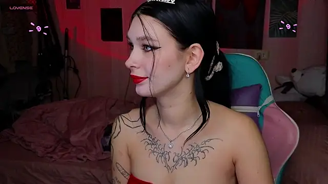 Snapshot of Amanda_Tender chatting on November 2025 12:43:01 AM Amanda Tender online show from November 2025 12:43:01 AM