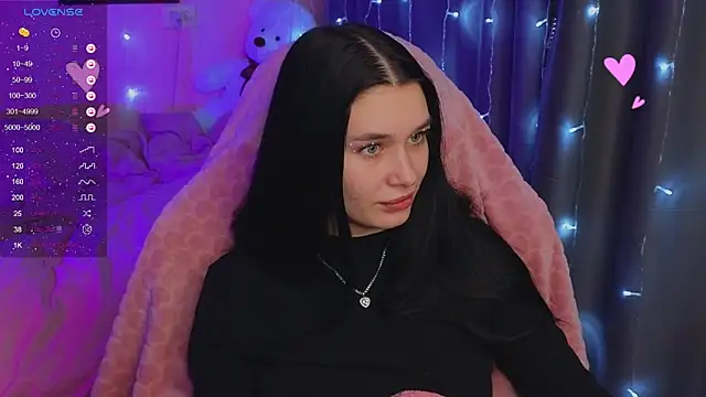 Snapshot of Amanda_Tender chatting on November 2025 11:03:01 PM Amanda Tender online show from November 2025 11:03:01 PM