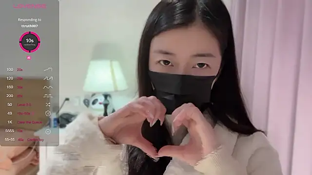 A-xena online show from January 2025 02:11:01 AM