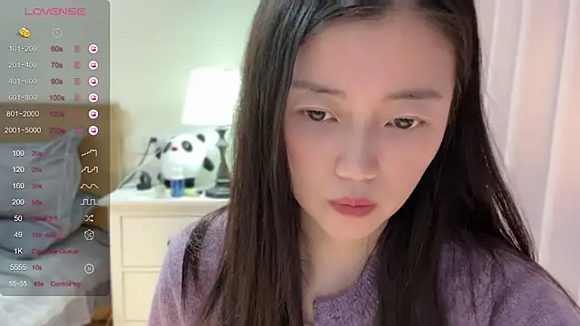 A-xena online show from January 2025 01:38:01 PM