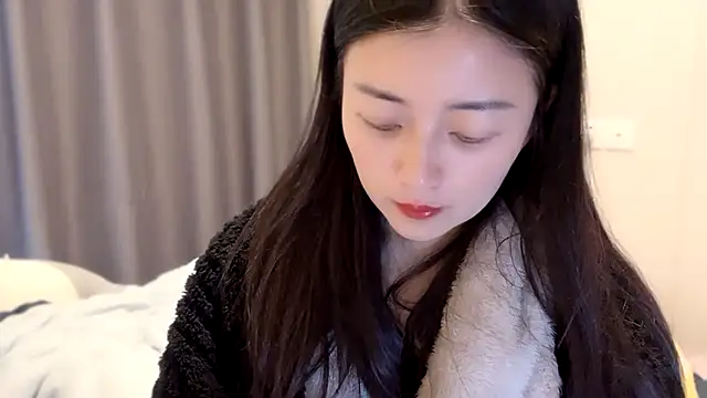 A-xena online show from March 2025 02:19:01 AM