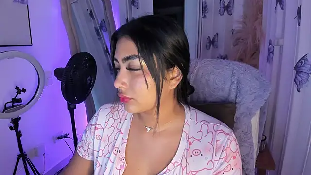 NatashaBrown12 online show from June 2026 10:08:01 PM