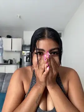 NatashaBrown12 online show from June 2026 01:19:02 PM
