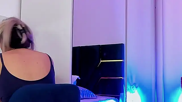 AllisonSweets online show from April 2026 10:43:02 AM