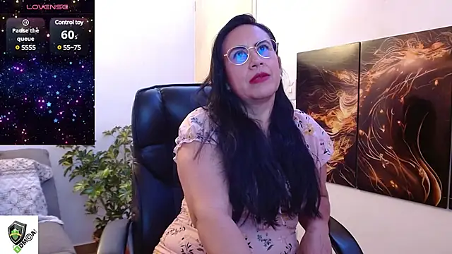 Snapshot of amalia_brunette chatting on March 2025 10:47:01 PM amalia brunette online show from March 2025 10:47:01 PM