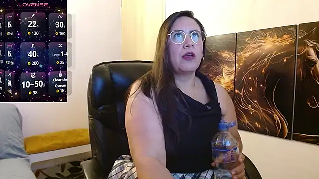 Snapshot of amalia_brunette chatting on January 2026 10:48:02 PM amalia brunette online show from January 2026 10:48:02 PM