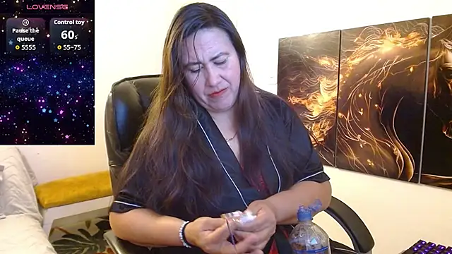 Snapshot of amalia_brunette chatting on January 2026 12:58:02 AM amalia brunette online show from January 2026 12:58:02 AM