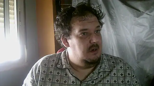 Snapshot of porkorossy chatting on November 2025 09:00:02 AM porkorossy online show from November 2025 09:00:02 AM