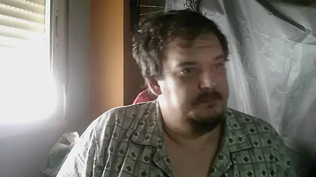 Snapshot of porkorossy chatting on November 2025 10:46:02 AM porkorossy online show from November 2025 10:46:02 AM