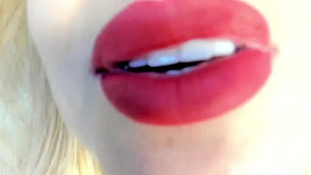 Snapshot of angel_vibes_ chatting on March 2025 09:45:01 PM angel vibes online show from March 2025 09:45:01 PM