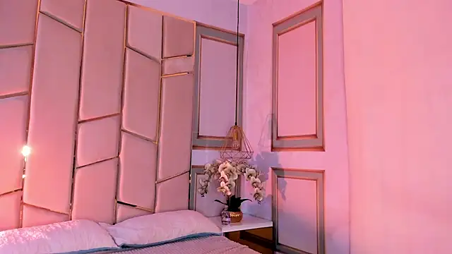 Snapshot of angel_vibes_ chatting on February 2026 04:07:02 PM angel vibes online show from February 2026 04:07:02 PM