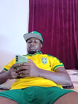 Snapshot of Hornny_Phrase chatting on July 2026 11:30:02 AM Hornny Phrase online show from July 2026 11:30:02 AM