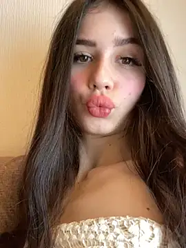 Snapshot of SofiaLaLight chatting on February 2025 04:27:01 AM SofiaLaLight online show from February 2025 04:27:01 AM