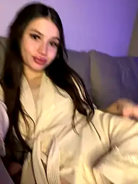 Snapshot of SofiaLaLight chatting on November 2025 03:15:01 AM SofiaLaLight online show from November 2025 03:15:01 AM