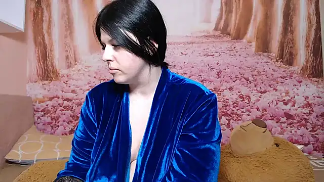 Snapshot of Annatrybebetter chatting on March 2026 09:19:02 PM Annatrybebetter online show from March 2026 09:19:02 PM