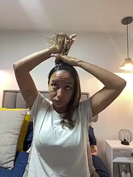 DianaHopson online show from January 2025 12:36:02 PM