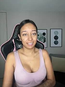 DianaHopson online show from February 2025 10:35:01 AM