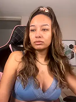 DianaHopson online show from September 2025 11:23:02 AM