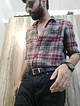 18 couple sex online show from May 2026 05:43:01 PM