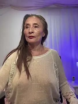 lilian prada online show from May 2026 09:54:02 PM