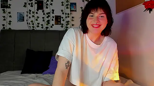 miss Lizzy online show from December 2024 04:47:01 AM