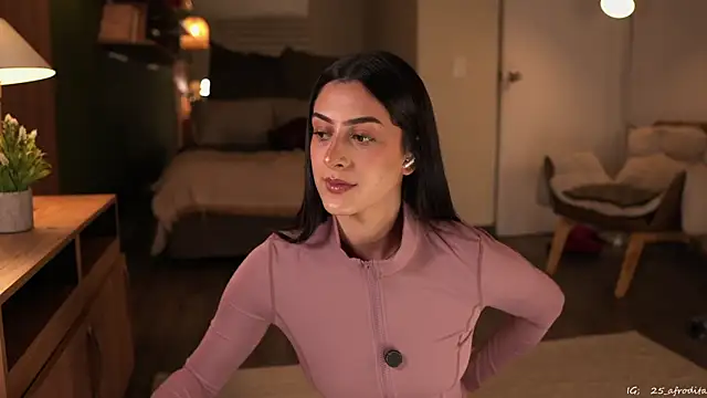 Snapshot of afrodita__25 chatting on January 2026 01:42:02 AM afrodita 25 online show from January 2026 01:42:02 AM