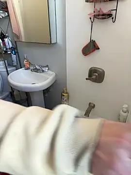 demonslayerr999 online show from January 2025 06:38:01 PM