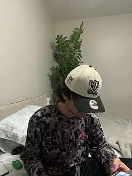 demonslayerr999 online show from February 2025 04:20:01 AM